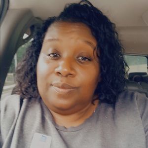 Meet your Posher, Tisha